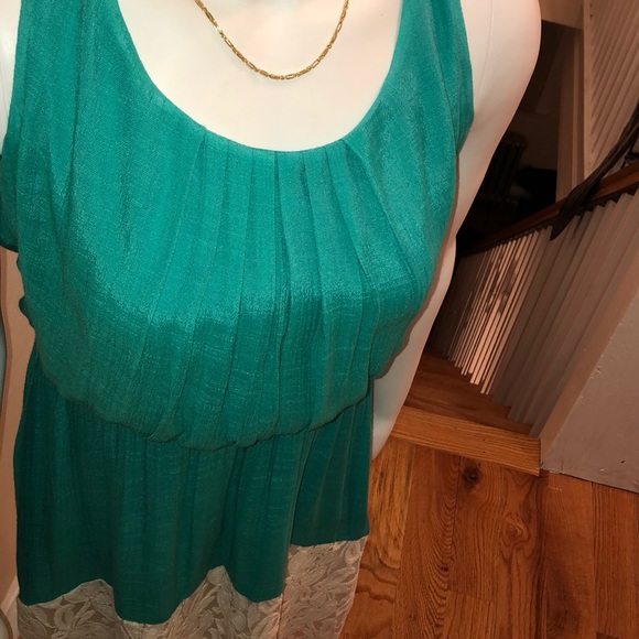 ❣️Beautiful High-Low Blue-Green Dress w. Lace ❣️ - Picture 5 of 8